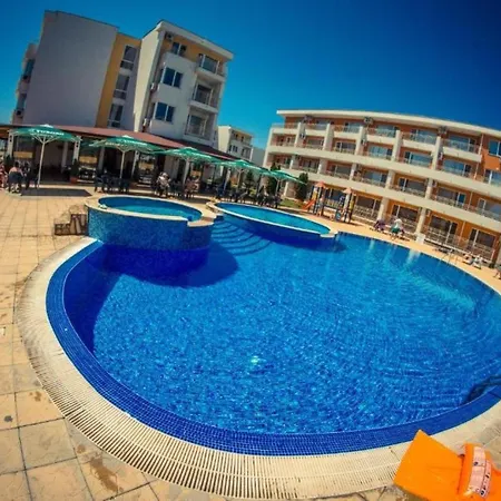 Apartment In A Resort With 6 Pools, Top Floor, Stunning Sunset View