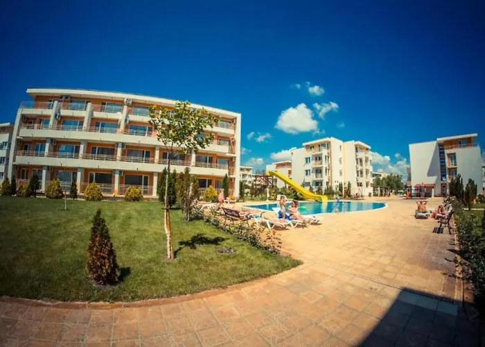 1-Bedroom Apartment In A Resort With 6 Pools, Top Floor, Stunning Sunset View Appartement